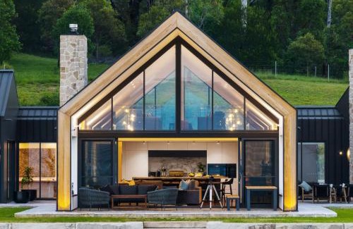 Kangaroo Valley House | Family-Friendly Retreat at Cally Mill Farm, Kangaroo Valley