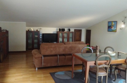 Vila do Conde House | Tranquil Escape Near Porto with Breakfast and Spa Amenities