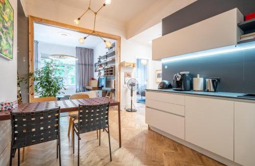 Sofia City Center Apartment | Calm& homey 1 BDRM flat at Sofia's Old city centre