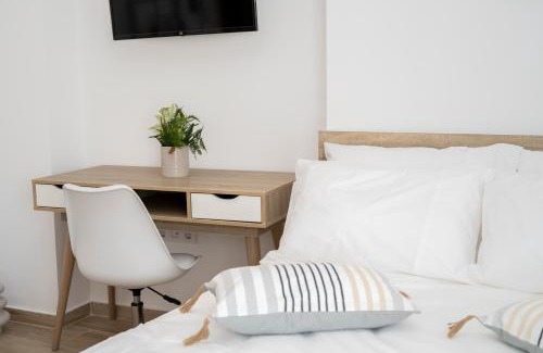 Ermoupoli Apartment | Relaxing Escape at Calm Joy & J - Infinity, Pet Friendly