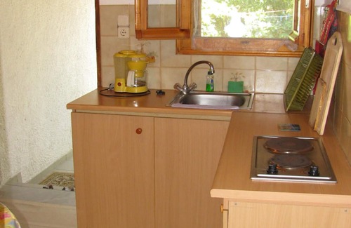 Kakovatos House | Peaceful Holiday House Ilia Near Beach with Pool & Ocean View