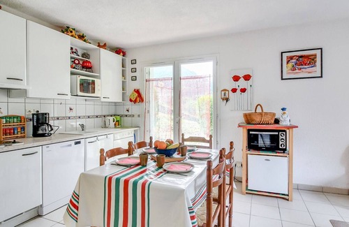 Esquieze-Sere Apartment | Perfect Apartment in Esquièze-Sère for 6 Guests