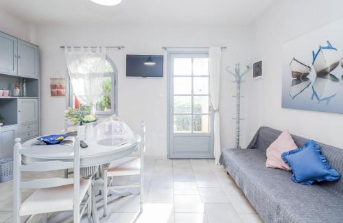 Sozopolis Apartment | Pet-Friendly Oceanfront Calma Apartments in Sozopoli
