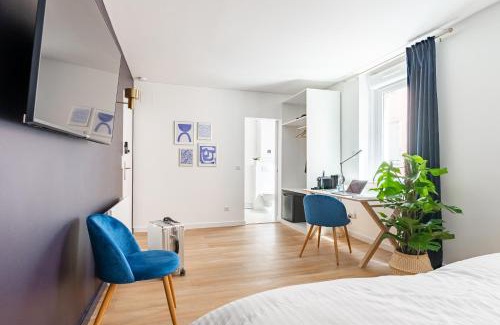 Faubourg-Raines Apartment | Stylish Retreat Near Train Station and City Center