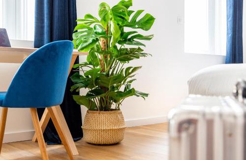 Faubourg-Raines Apartment | Stylish Retreat Near Train Station and City Center