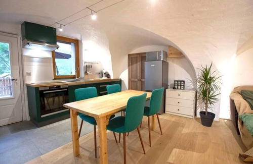 Puy-Saint-Andre Apartment | Cozy Retreat with Unforgettable Views and Pet-Friendly Stays