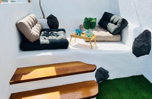Nazaret Apartment | Serenity Awaits: Discover Calme et Tranquillité Absolue