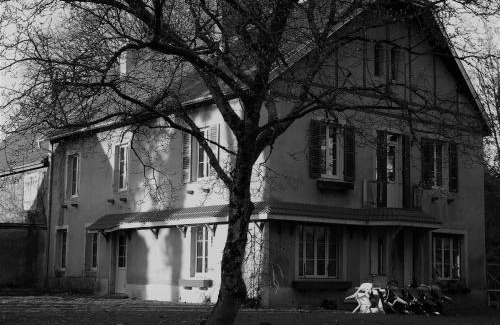 Maxilly-sur-Saone Bed & Breakfast | Experience Calme et Volupté: Rated 9.5 with Pool & Hot Tub