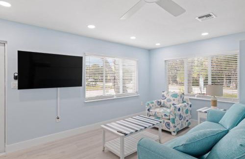Sanibel House | Relax at Caloosa Cottage in Sanibel - Bikes Included!