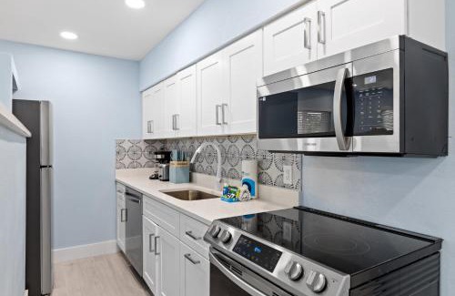 Sanibel House | Relax at Caloosa Cottage in Sanibel - Bikes Included!