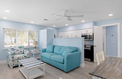 Sanibel House | Pet-Friendly 2BR Caloosa Retreat at Palmview Inn Sanibel