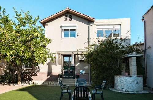 Banyoles House | Explore Cals Avis Casa with Garden in Beautiful Banyoles