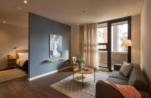 Chia Apartment | Cozy Caluce Apt 4D by Letoh - Pet Friendly & Guest Rated 9.5