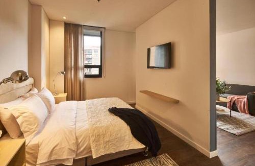 Chia Apartment | Cozy Caluce Apt 4D by Letoh - Pet Friendly & Guest Rated 9.5