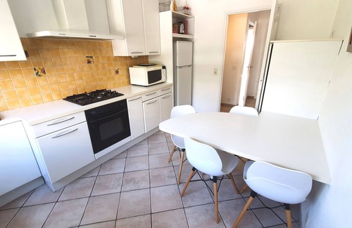 Montessuy Apartment | Discover Caluire: 2 Bedrooms with Pool & Scenic Views