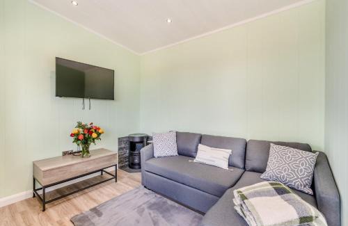 Jameston Resort | Family-Friendly Escape at Calvesland Hideaway