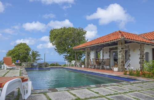 Gate Park Villa | Relaxing Oceanfront Retreat at Calypso Court 1BR