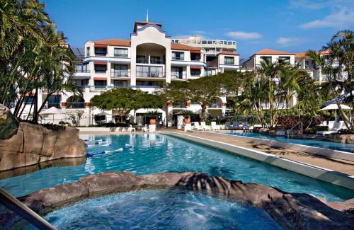 Coolangatta Apartment | Oceanfront Comfort at Calypso Plaza Resort Unit 238