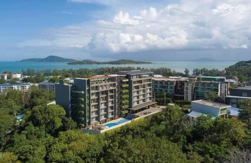 Nai Harn Apartment | Seaside Bliss at Calypso Rawai Apartment with Breakfast