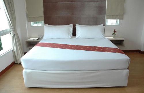 Samsen Nok Hotel | Budget-Friendly Calypzo 2 Ratchada - Family Friendly Stay