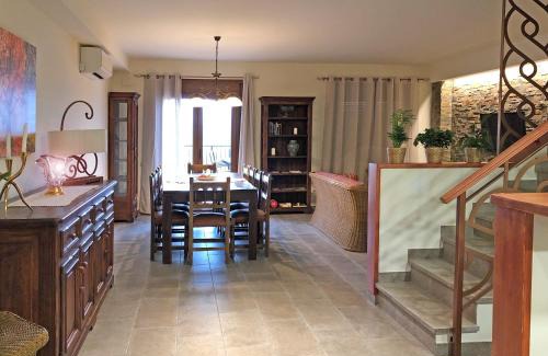 Cretas Apartment | Unforgettable Stay at Camí de la Font with Pool & Kitchen