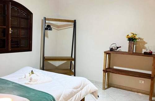 Santa Rita do Ribeira Hotel | Discover Comfort at Camacica Pousada with Pool & Restaurant
