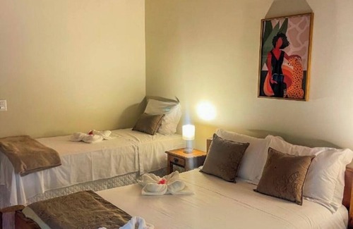Santa Rita do Ribeira Hotel | Discover Comfort at Camacica Pousada with Pool & Restaurant