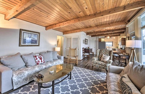 Camano Island House | Ocean View Retreat: Private Beach Access on Camano Island