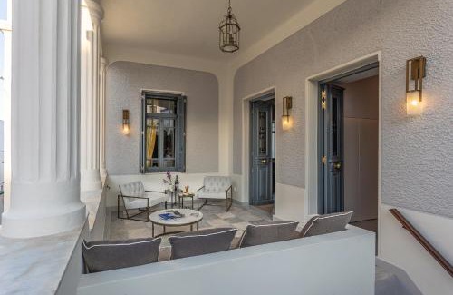 Paleopolis Hotel | Unforgettable CAMARA SUITES: Guest Rated 9.8 & Pet Friendly