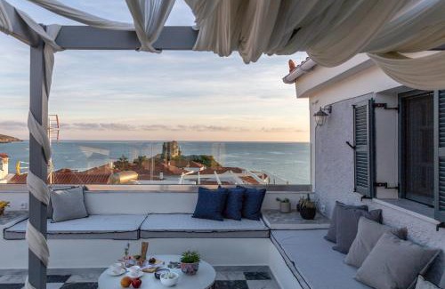 Paleopolis Hotel | Unforgettable CAMARA SUITES: Guest Rated 9.8 & Pet Friendly