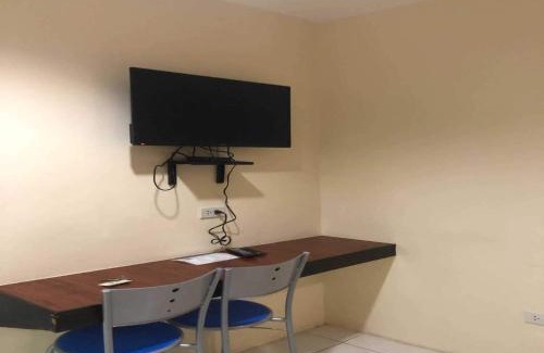 Caloocan Hotel | Discover Family-Friendly Comfort at OYO 1092 Camarin Prime