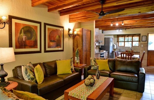 Hazyview House | Relax at Cambalala - Self Catering near Kruger Park Lodge