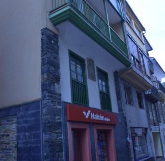 Luarca Apartment | Oceanfront Retreat at CAMBARAL 1E - Rated 8.9/10