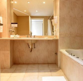 Ramallo Hotel | Experience Camberland Resort & Spa Ramallo with Ocean Views