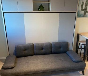 Cambrai Apartment | Stylish Cambrai Studio Loft - Guest Rated 8.3/10