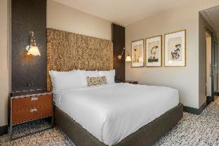 Downtown Houston Hotel | Discover Cambria Hotel Houston Downtown: Ideal for Travelers
