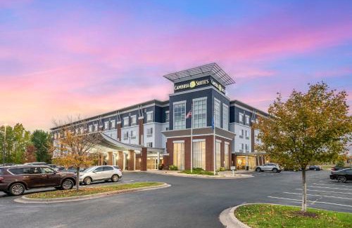 Maple Grove Hotel | Relax at Cambria Hotel Minneapolis Maple Grove with Pool Access
