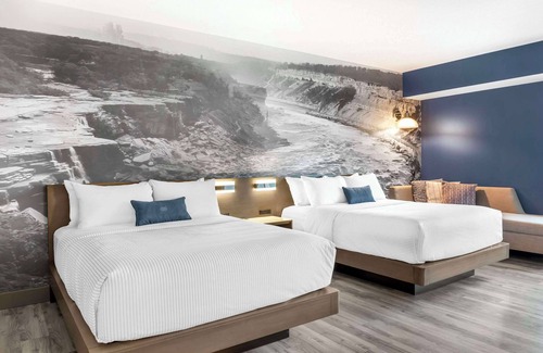 Downtown Niagara Falls Hotel | Relax at Cambria Hotel Niagara Falls with Eco-Friendly Amenities