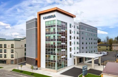 Downtown Niagara Falls Hotel | Discover Cambria Hotel Niagara Falls - Family-Friendly Retreat