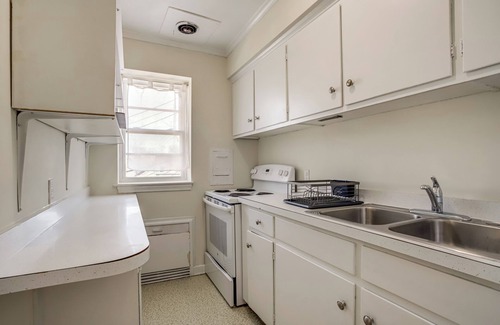 Cambridge Apartment | Cambridge Apt in Walkable Neighborhood