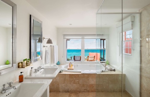 Somerset Village Resort | Experience the Cambridge Beaches Resort & Spa Oasis