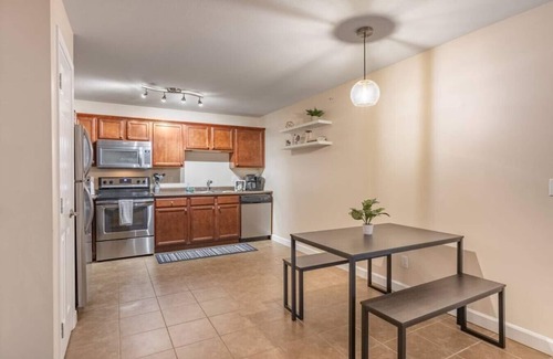 Orange Prairie Apartment | Stylish Camden 12B: Perfect Family Stay in Central Peoria