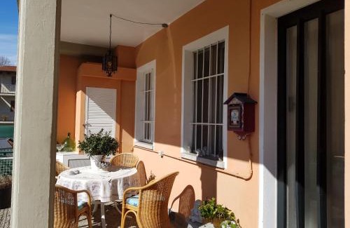 Palazzo Canavese House | Inviting Camelia Casa Vacanze: 4-Star Family & Pet Friendly