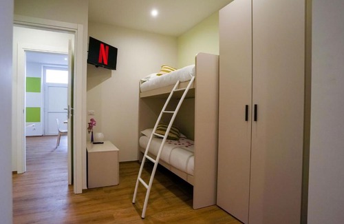 Sesto Calende Apartment | Relaxing Camelia Suite near Leonardo Academy & Beautiful Lakes