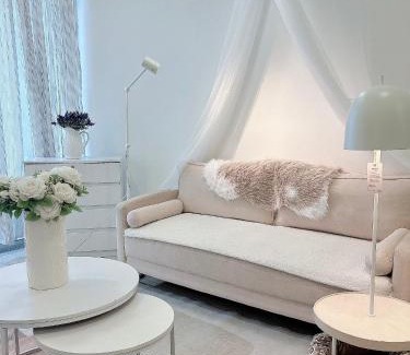Larut Apartment | Cozy Camellia 3BRApt Just Steps from Lake Garden