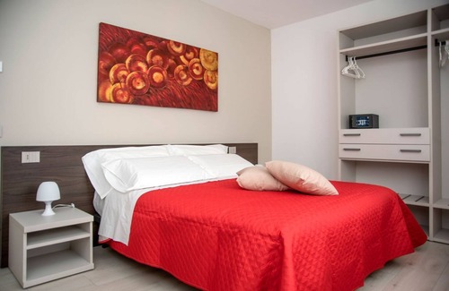 Borgo Roma Apartment | CAMELOT APARTMENT RED3