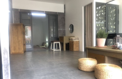 Phu Hai Beach Apartment | CAMEO HOUSE