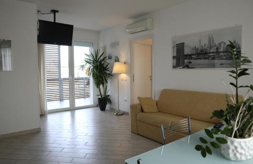 Fosso Ghiaia Apartment | Discover Comfort at Camera & Caffè Cenni - Rated 9/10