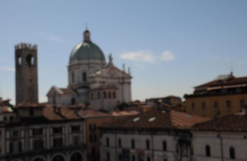 Centro Storico Nord Apartment | Pet-Friendly Retreat: Camera con Vista with Great Reviews