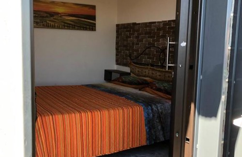 Licola Bed & Breakfast | Pet-Friendly Escape at Camera dell' antico Arco Romano